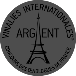 Medalha de Prata Vinalies Internationales 2017 e 2 estrelas Guide Hachette Des Vins 2018